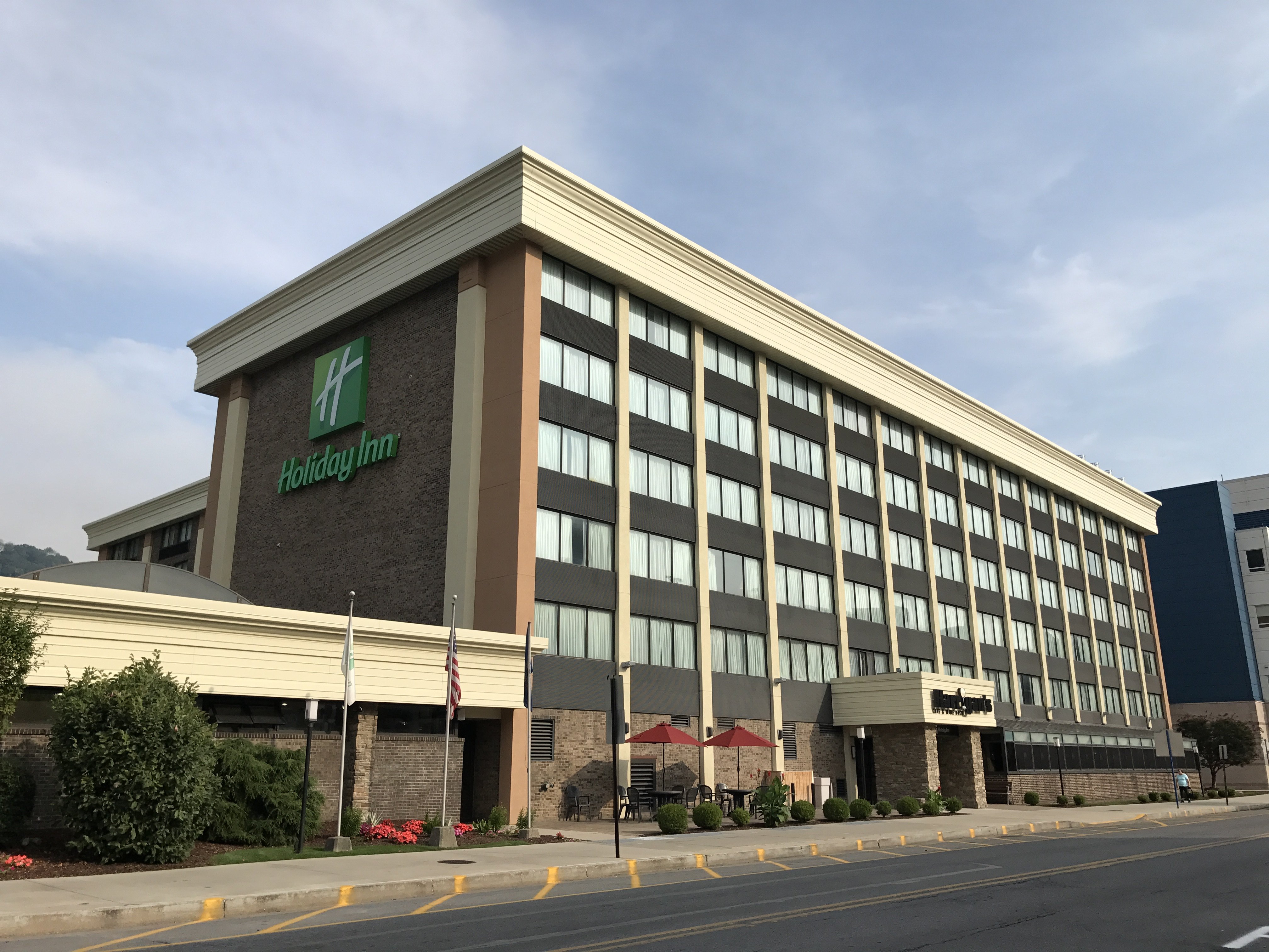 Holiday Inn Johnstown-Downtown 3/52