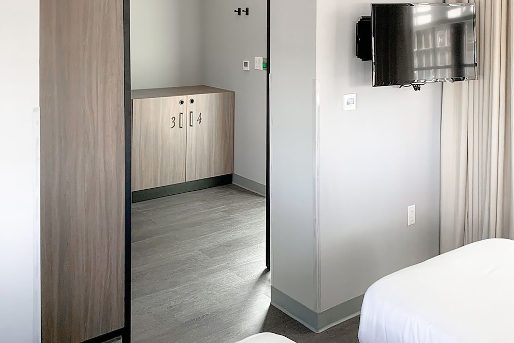 Hotel Rendale Miami 32/72