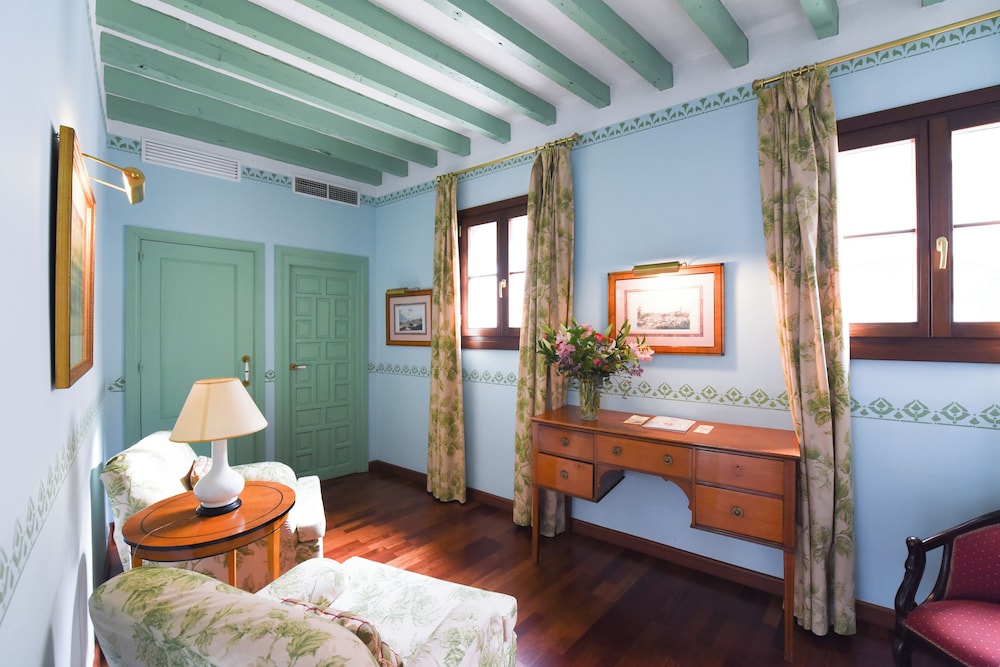 غرفة سوبيريور بسرير مزدوج أو سريرين منفصلين، Las Casas De La Juderia Sevilla 5/10