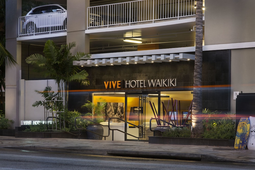 Vive Hotel Waikiki 3/77
