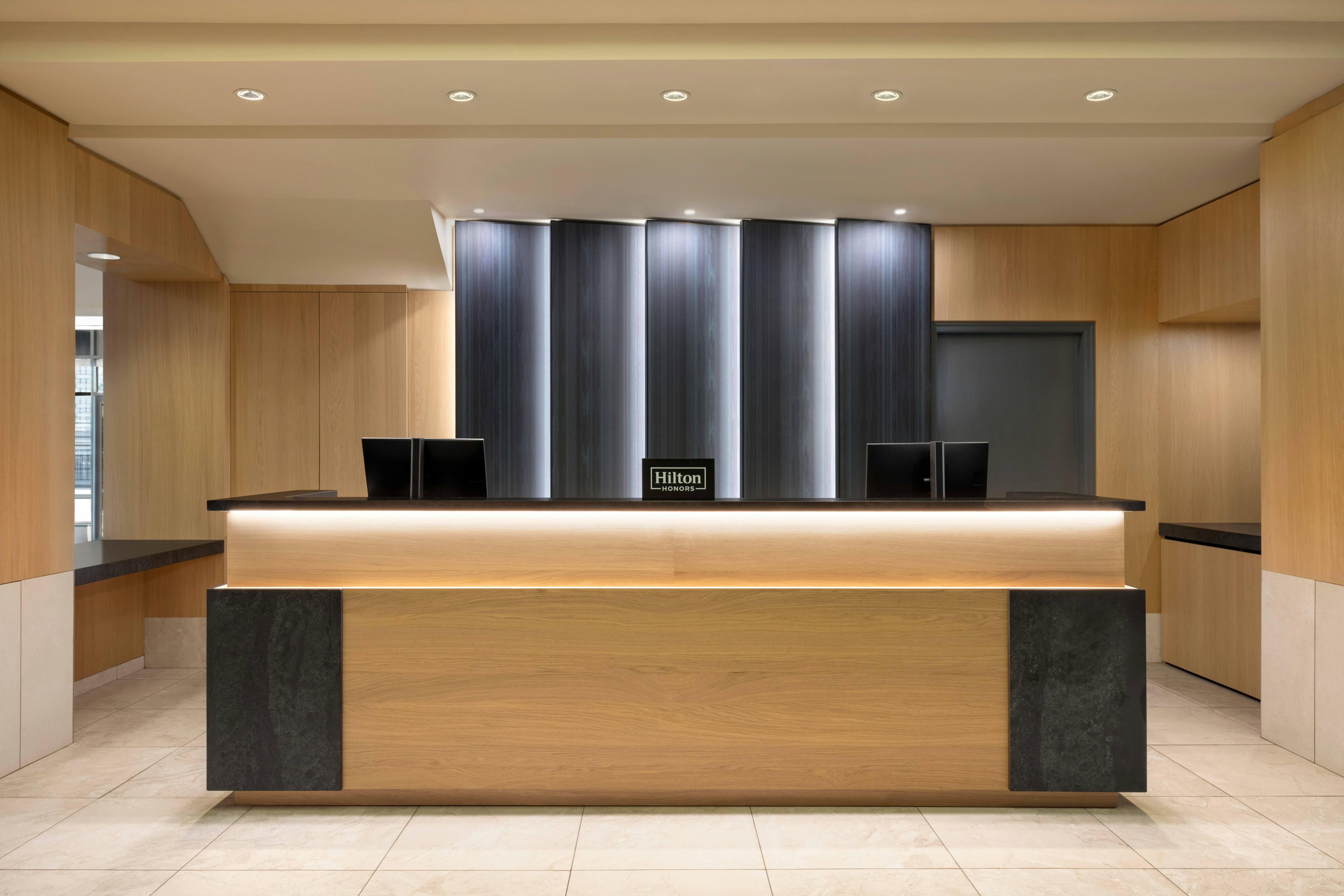 Hilton Vancouver Airport 6/59