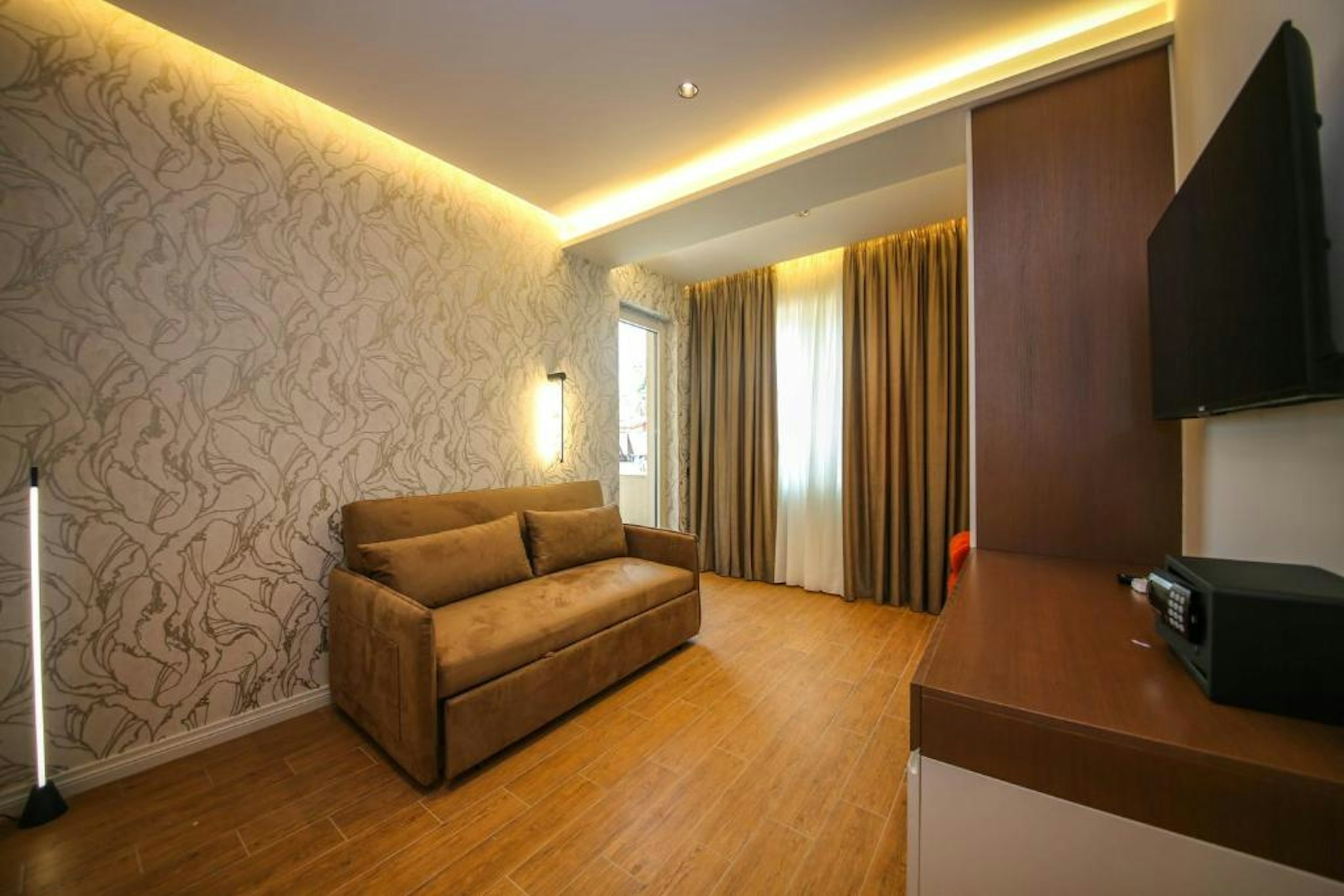 Comfort Boutique Hotel Tirana 39/60