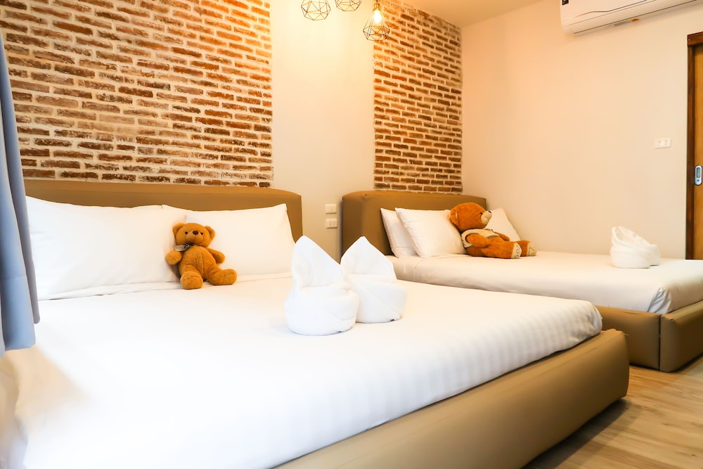 Home de Bear 6/38