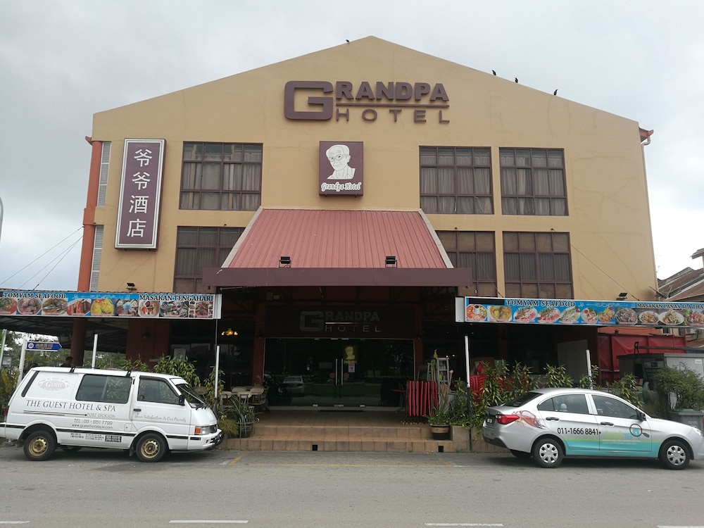 Grandpa Hotel 28/29