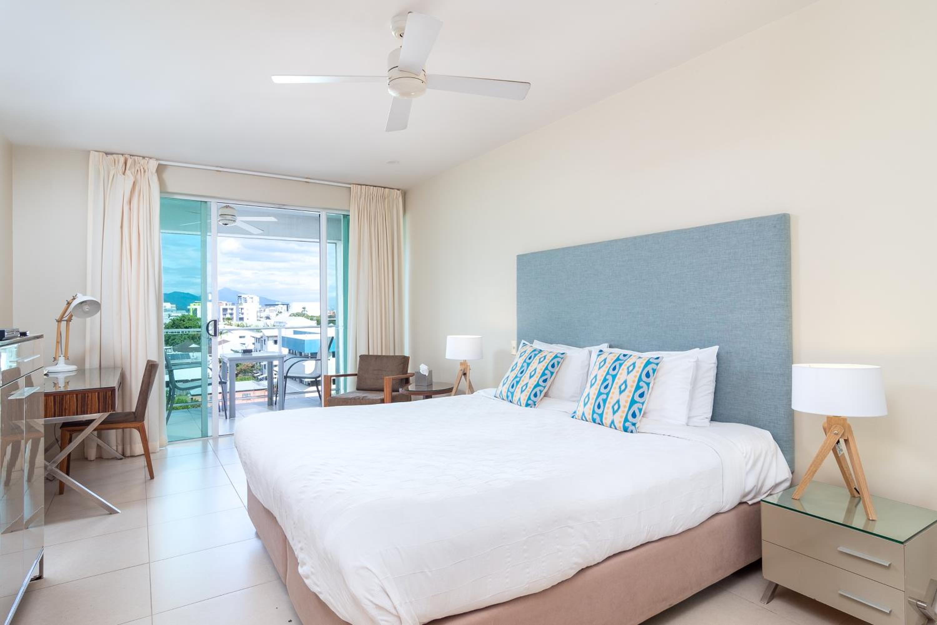 Room at 201 Lake Street Apartments, CAIRNS