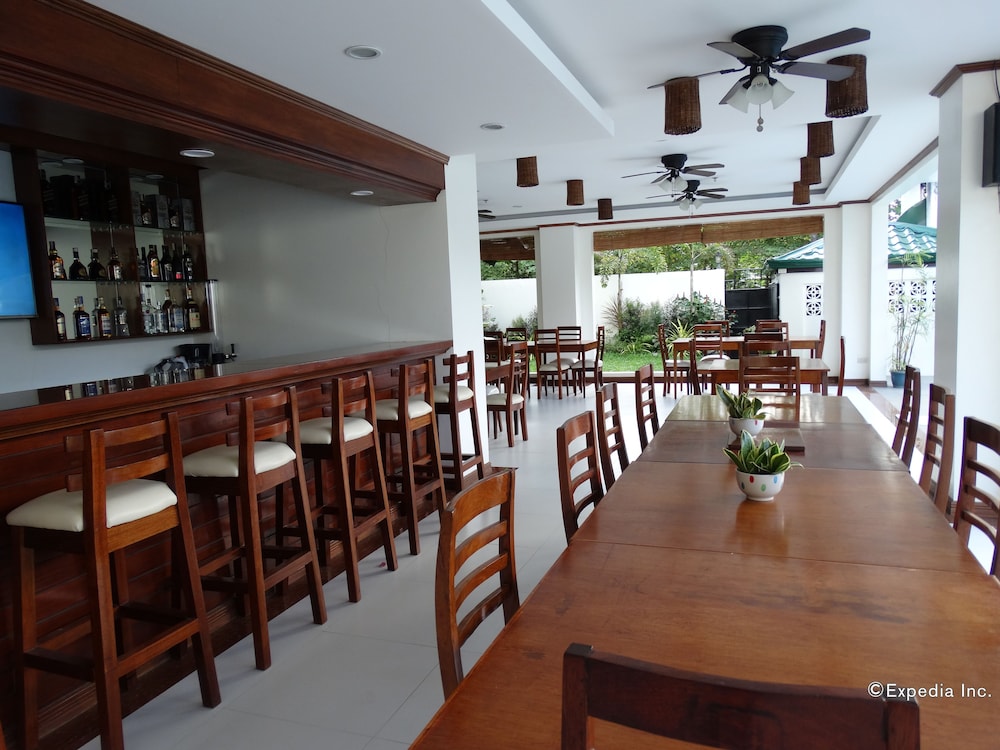 Ipil Suites Puerto Princesa 30/40
