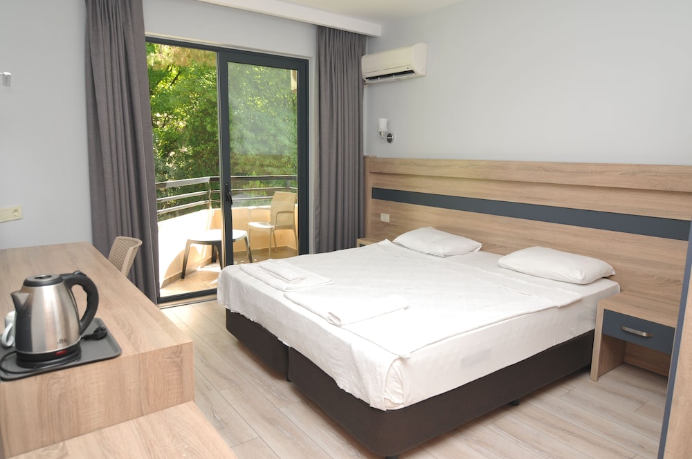STANDARD, DOUBLE OR TWIN BED