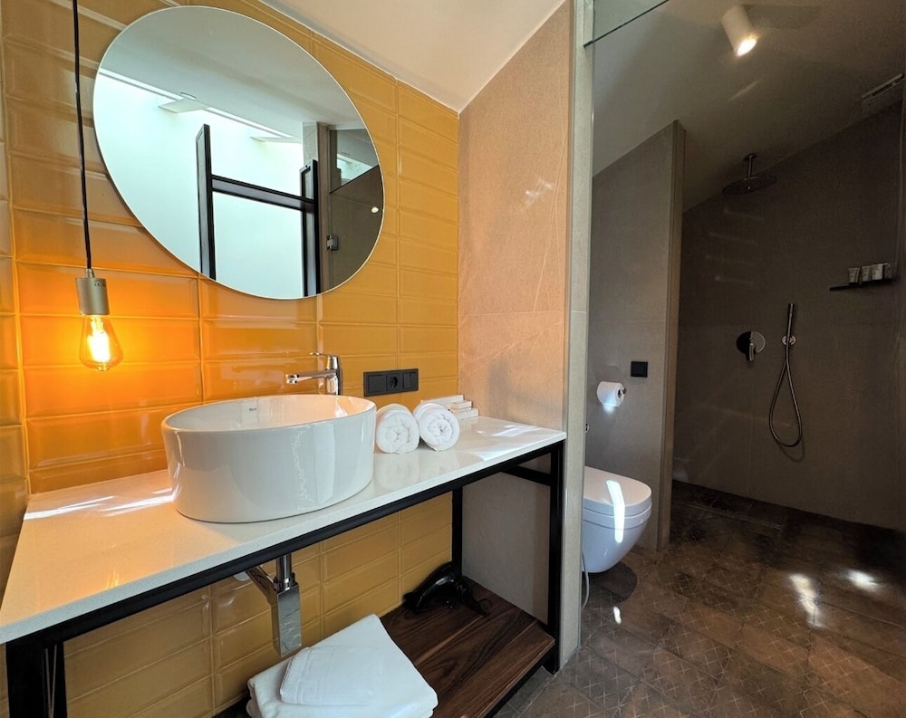 Tbilisi Edition Design Hotel 68/68
