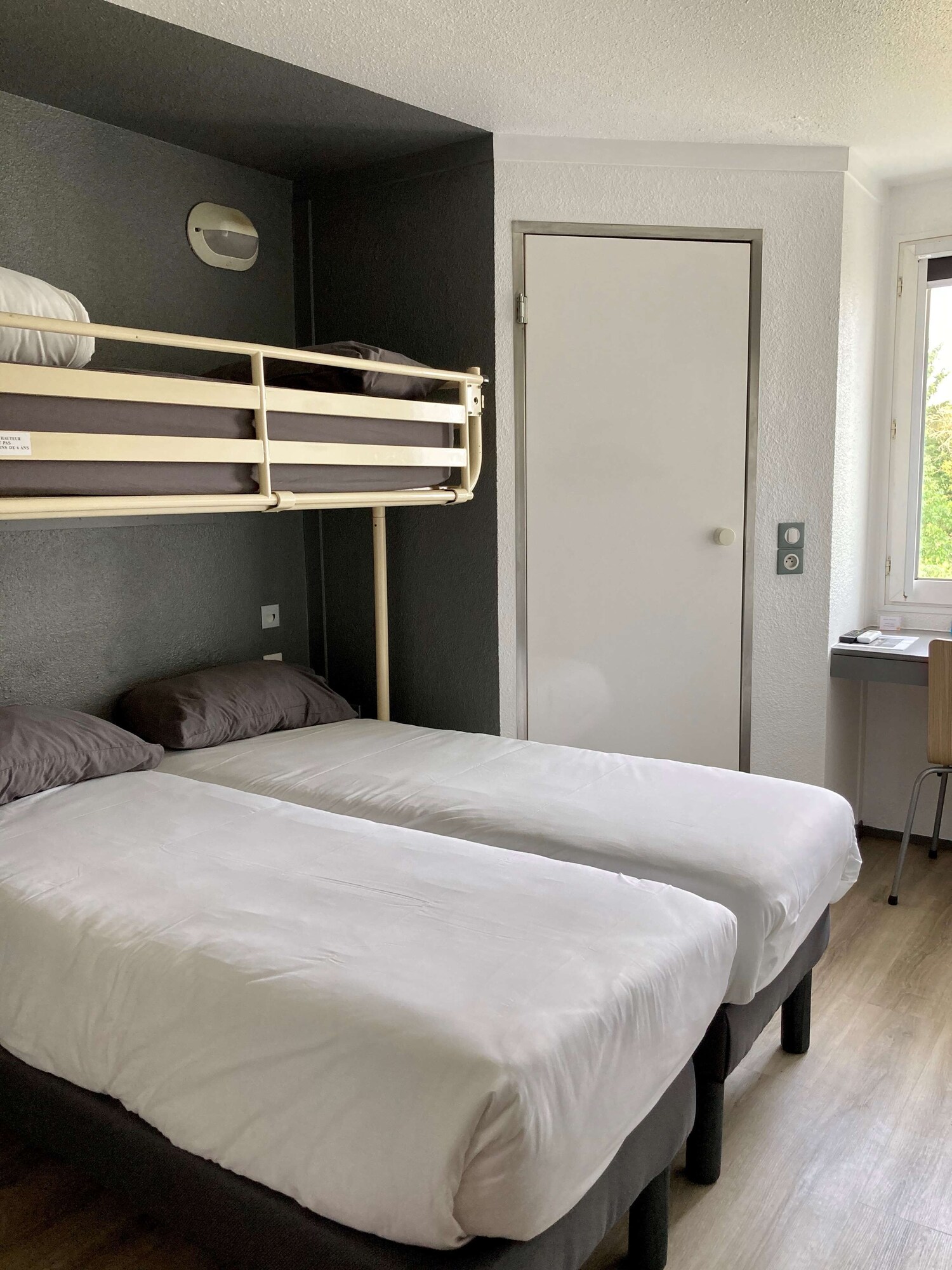Standard, 3 Beds