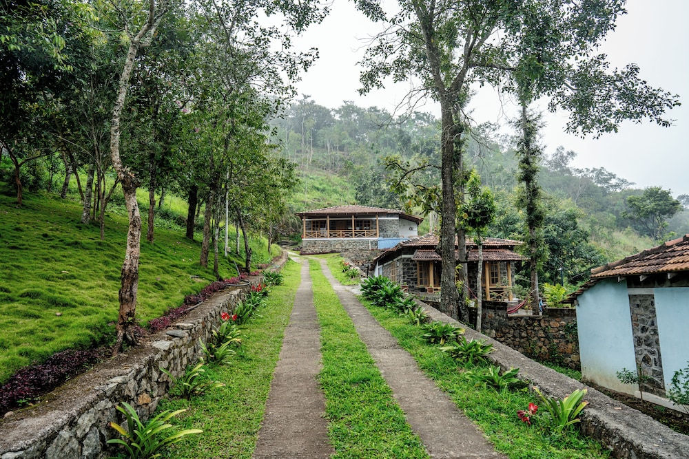 Zac's Valley Resort 43/48