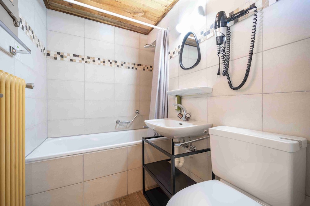 Hotel Le Grand Chalet 46/50