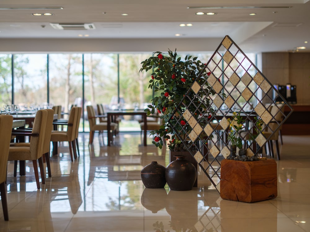 Luceville Resort 52/76