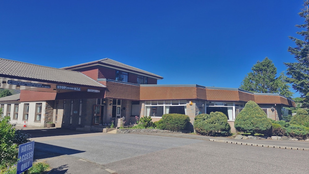 Highlander Hotel Newtonmore in NEWTONMORE