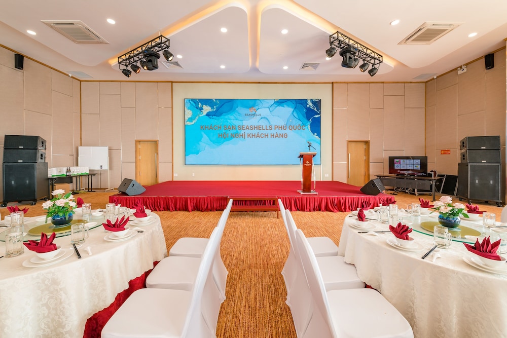 Seashells Phu Quoc Hotel and Spa 68/78