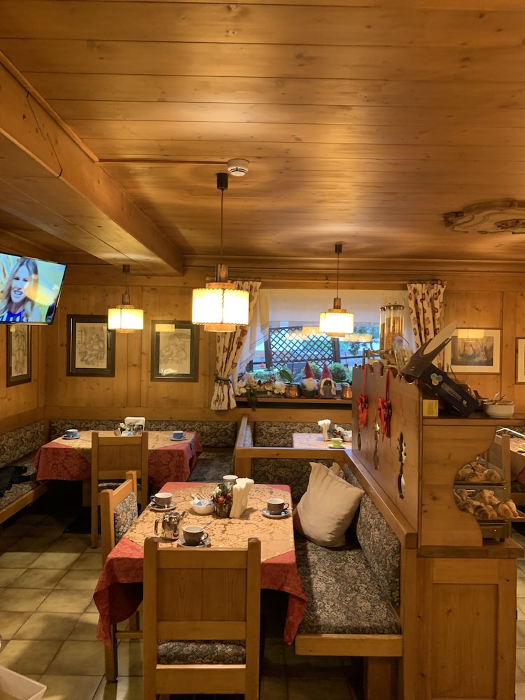Hotel Meuble Villa Neve 39/50