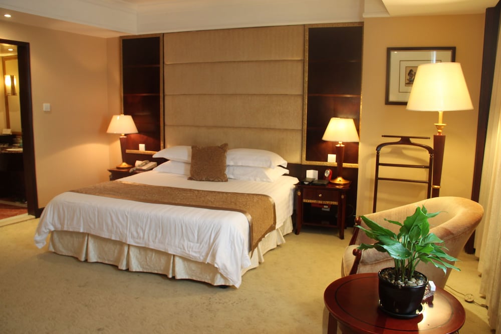 New Century Hotel Taizhou 7/15