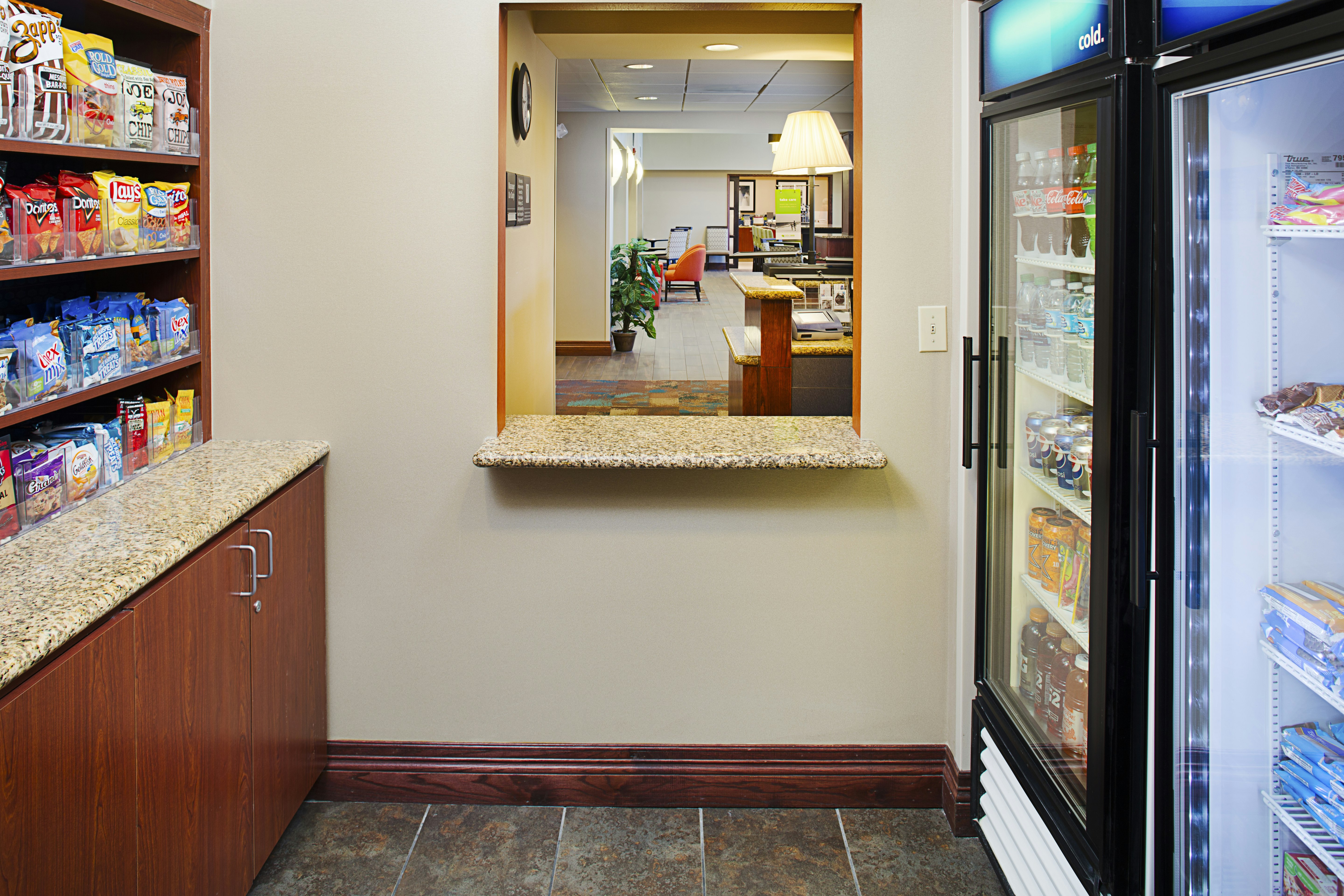 Hampton Inn Suites Lancaster 3/14