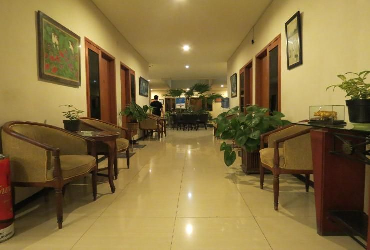 Hotel Wisata Baru 7/11