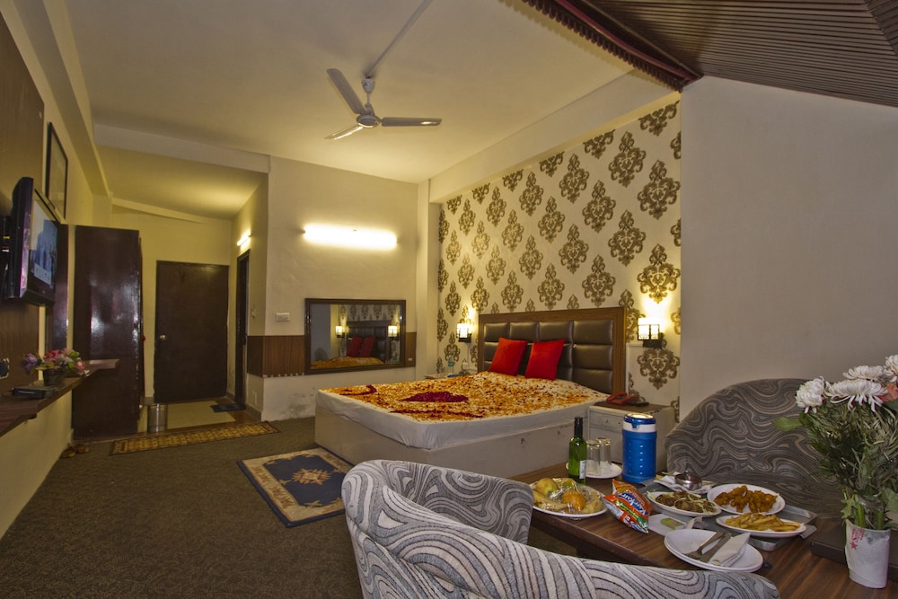 Hotel Sitara International 22/38