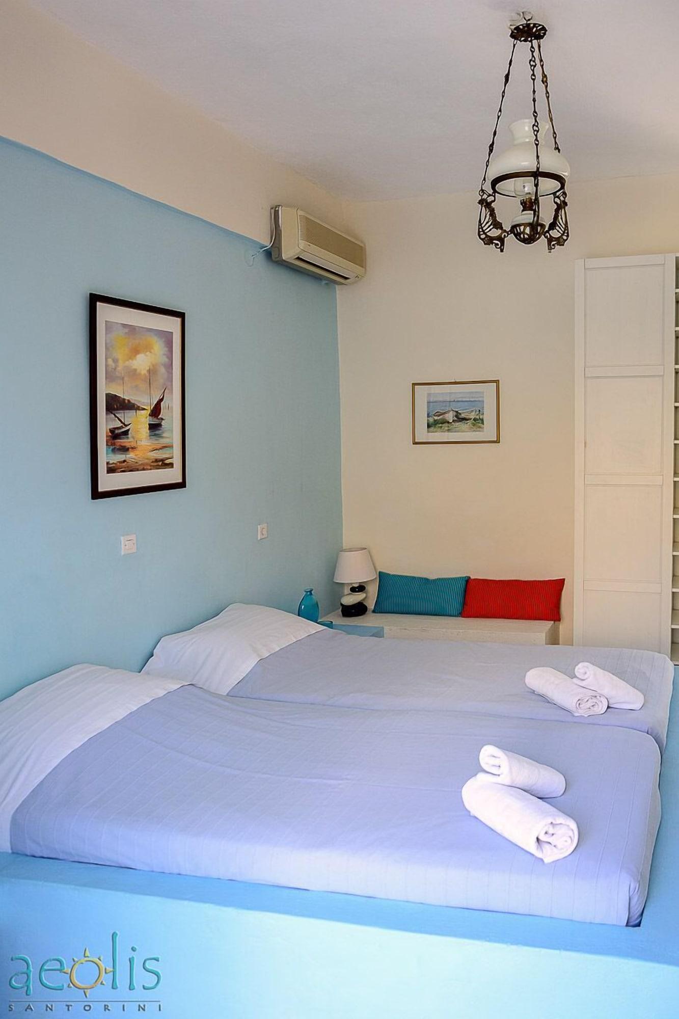 house, private pool، Aeolis Santorini 7/10