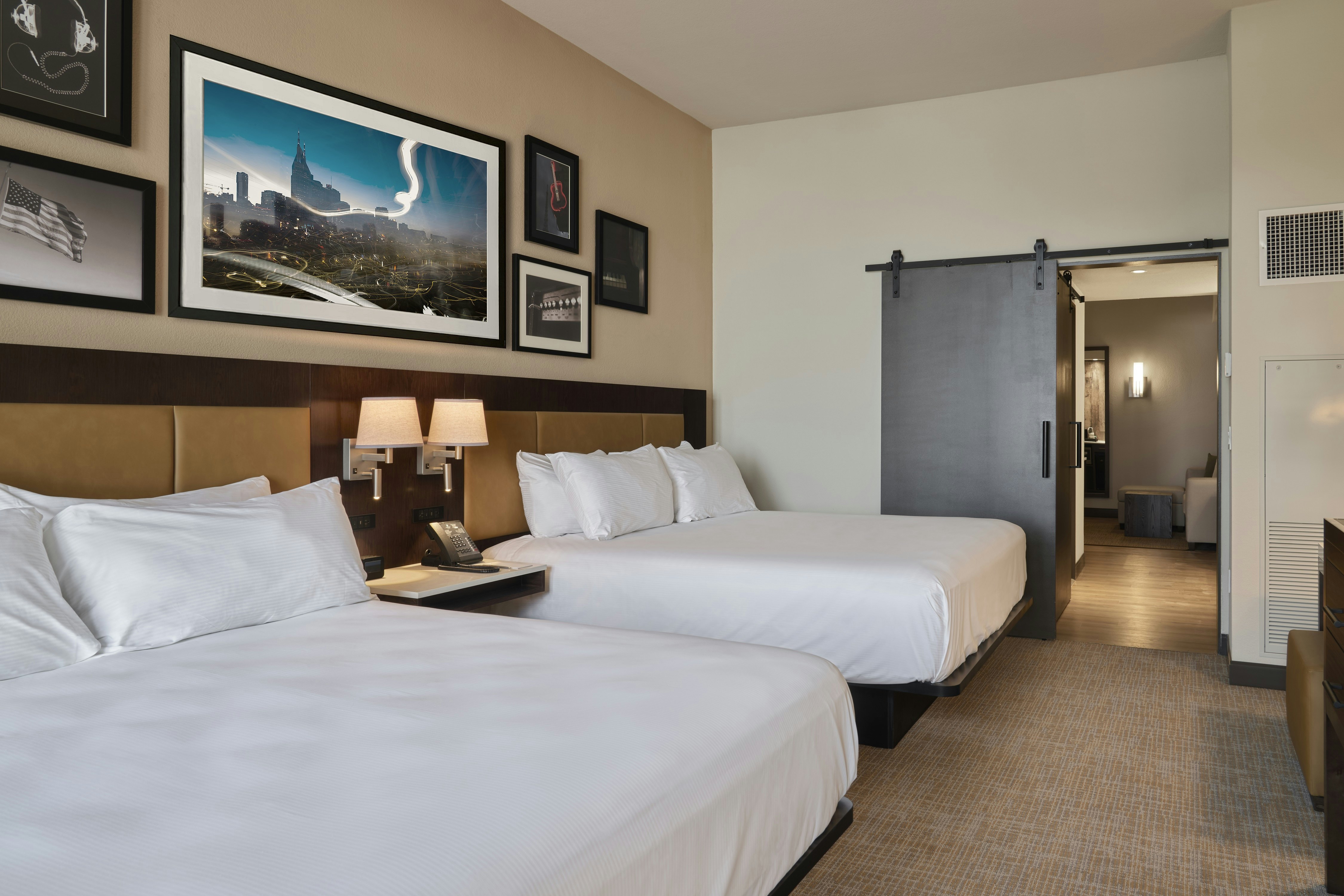Suite, 2 Queen Beds