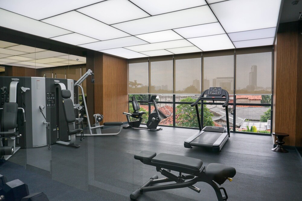 Veranda Serviced Residence @ Puri 47/74