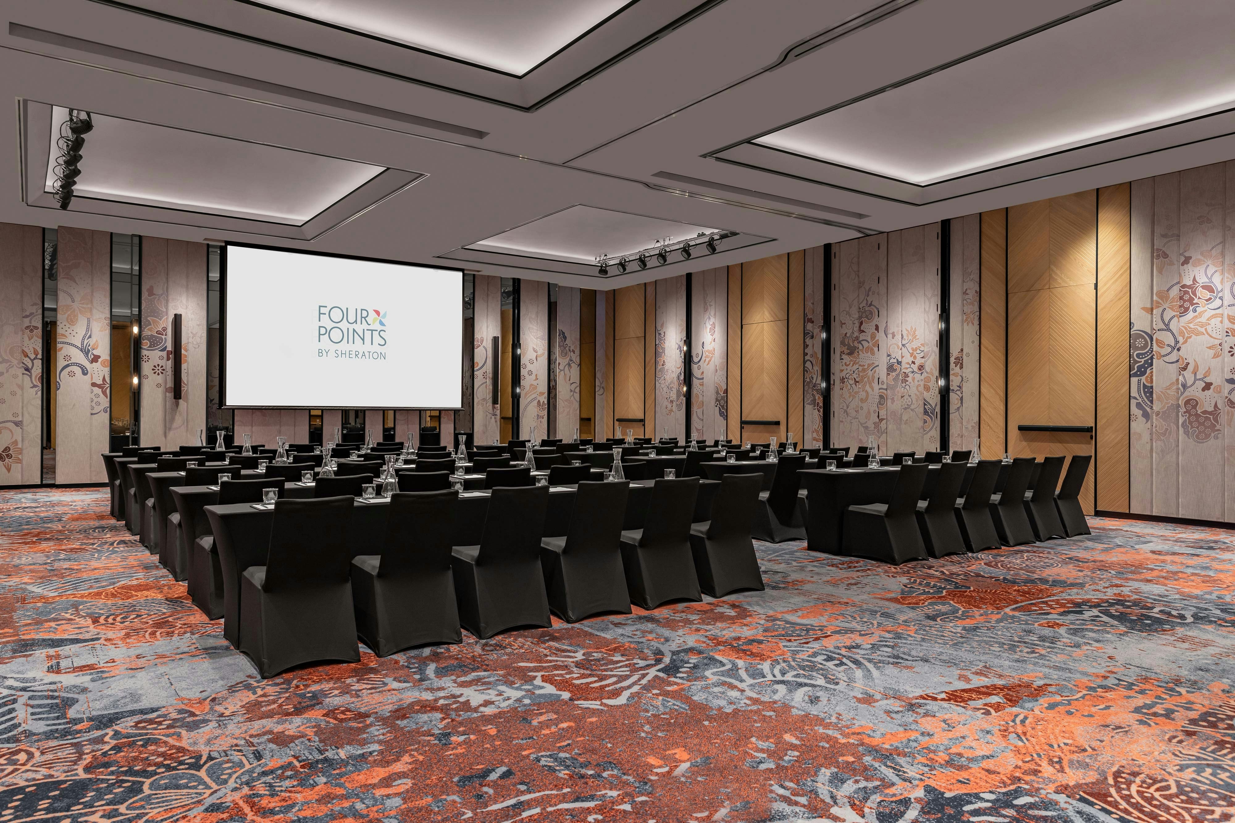 Four Points by Sheraton Phuket Patong Beach Resort 25/44