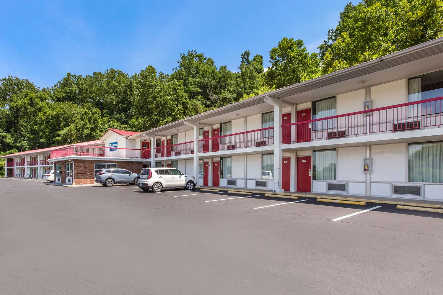 Rodeway Inn South Point OH 18/19