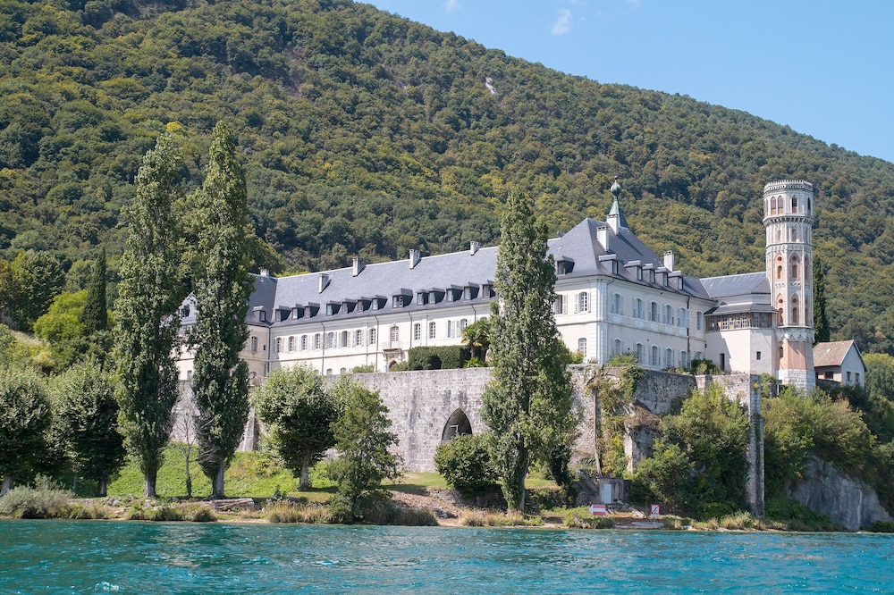 Mercure Hotel & Spa Aix-les-Bains Domaine Marlioz 48/50