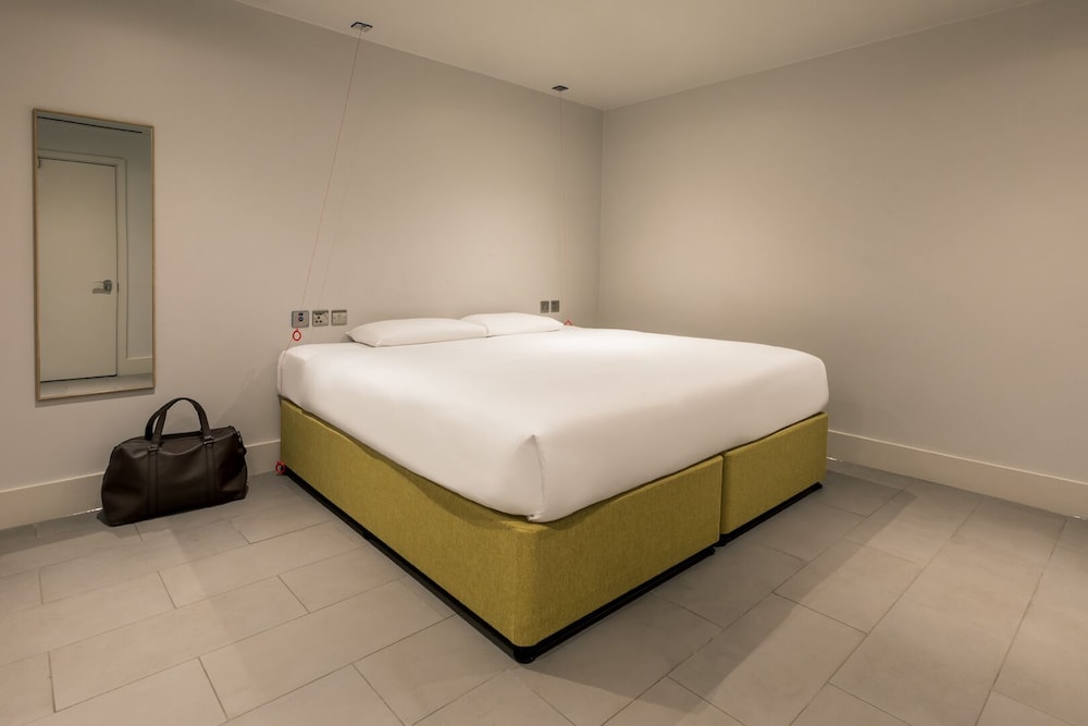 COCOON 2, ACCESSIBLE