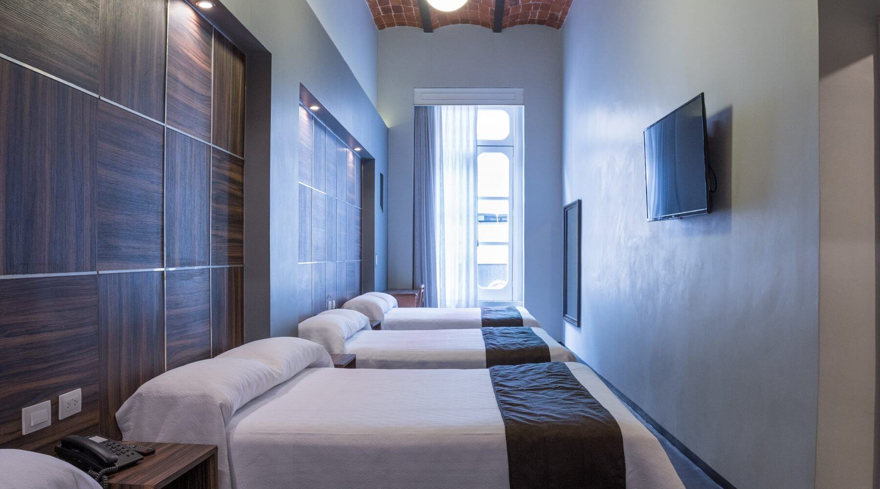 Room, Quadruple, 4 Double Beds