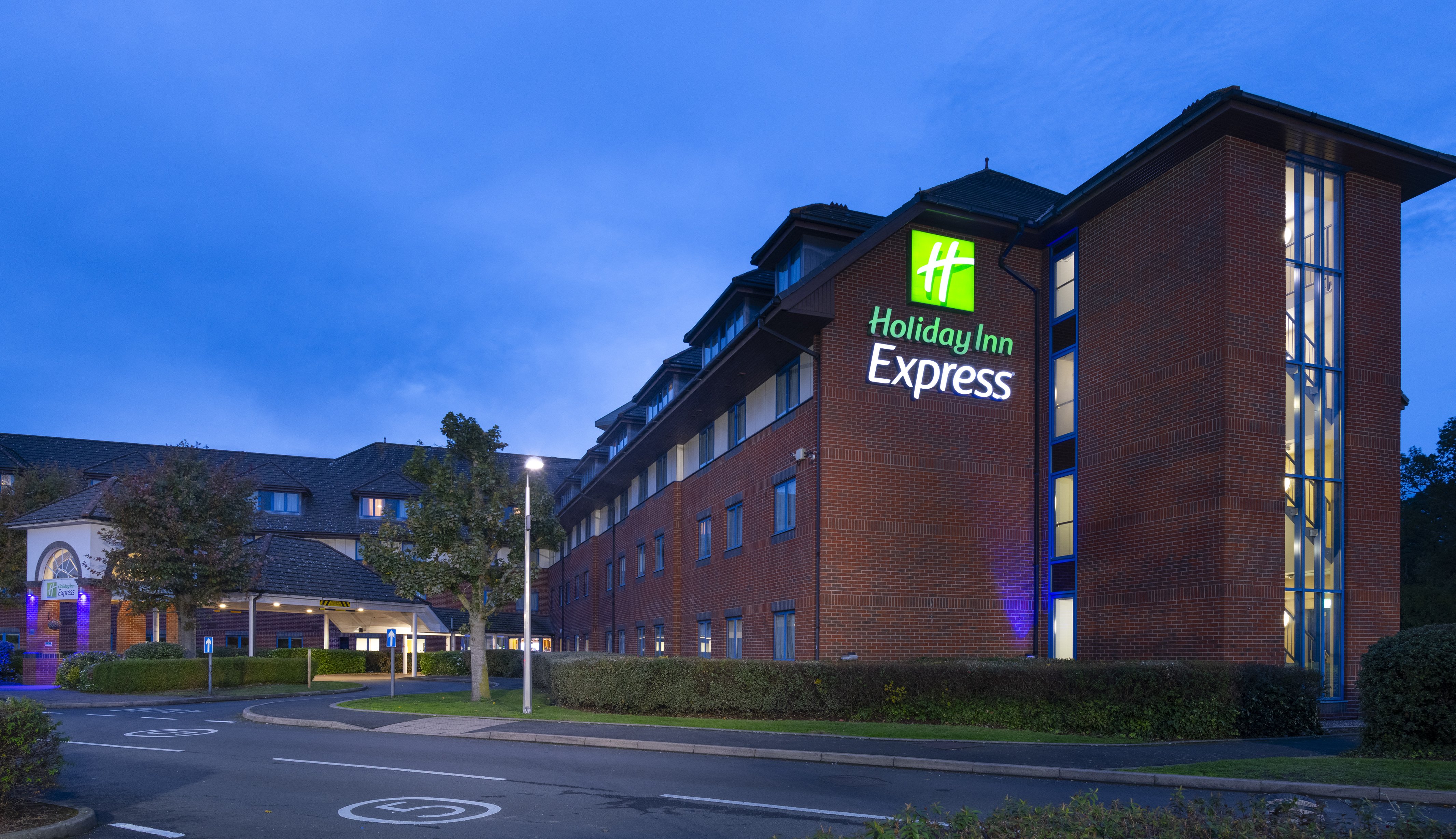 ホリデイ・イン エクスプレス バーミンガム NEC(HOLIDAY INN EXPRESS BIRMINGHAM NEC) 写真1
