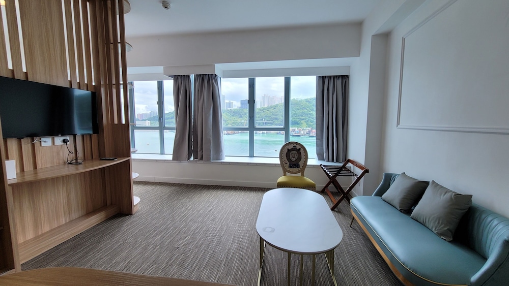 Grand Bay View Hotel 34/50