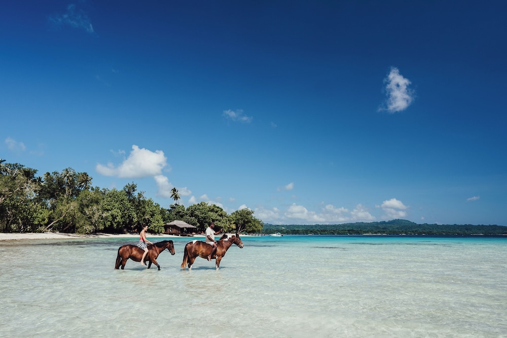 Ratua Island Resort And Spa 45/50