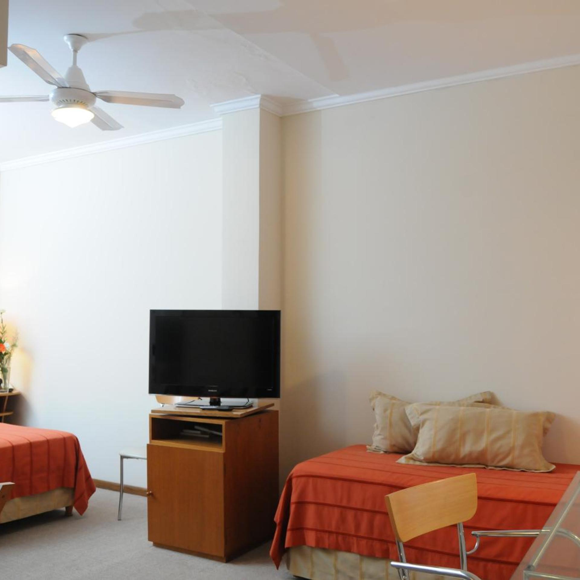 Parra Hotel and Suites 20/27