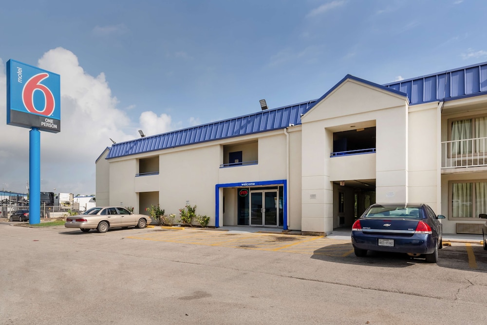 Motel6 Houston Tx East 47/54