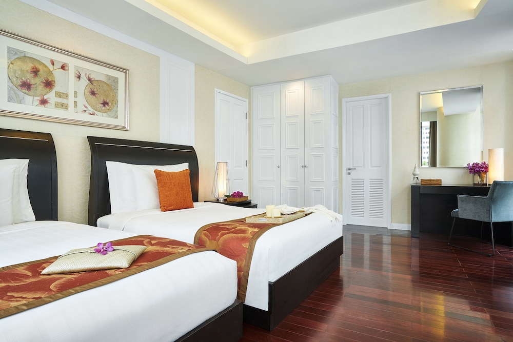 Dusit Suites Hotel Ratchadamri 19/72