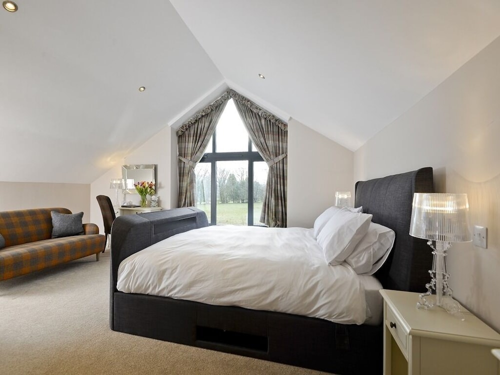 The 3 Millstones Inn 5/53