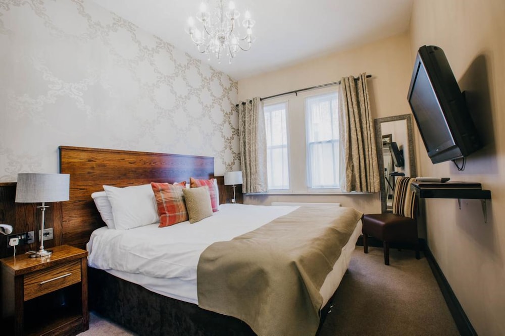 غرفة قياسية بسرير كوين، Duke Of Edinburgh Hotel 3/8