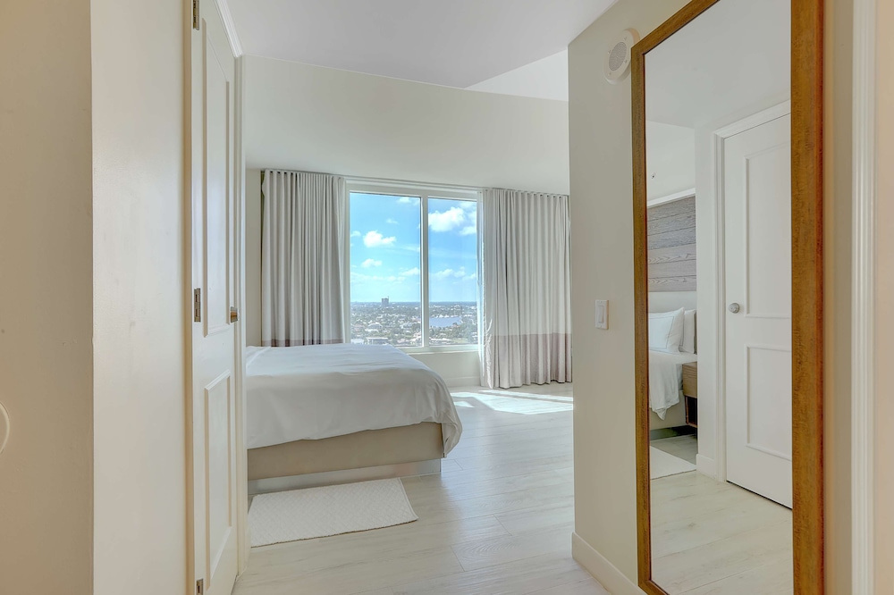 Beach House Fort Lauderdale, a Hilton Resort 30/77