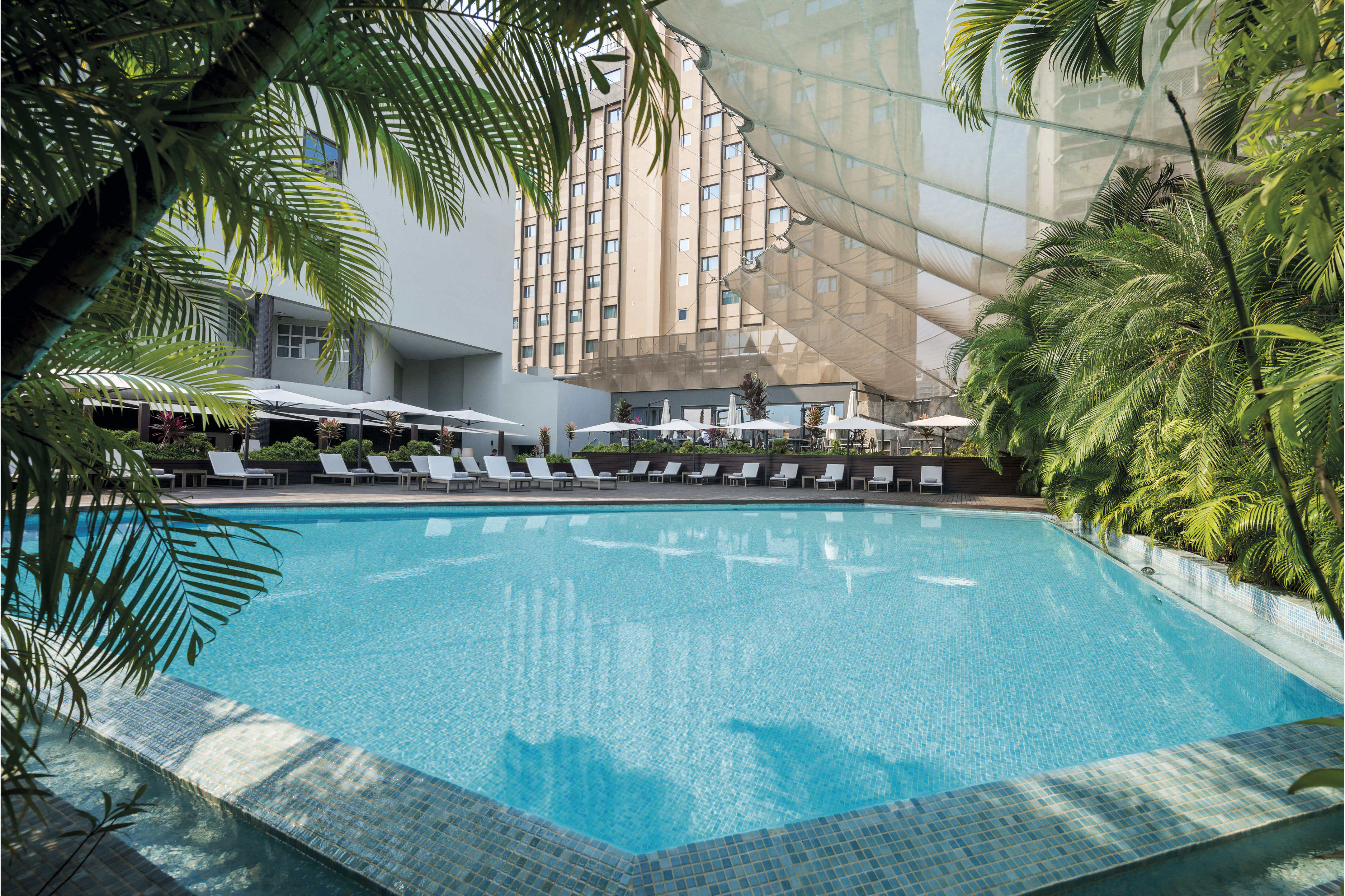 Hotel Tropico 61/63