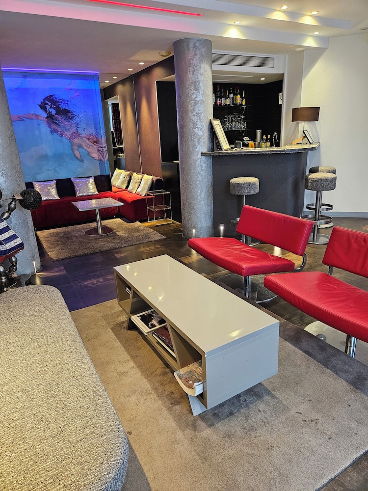 Atn Hotel 45/60