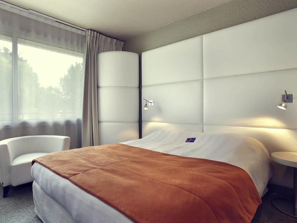 Mercure Brive 15/49