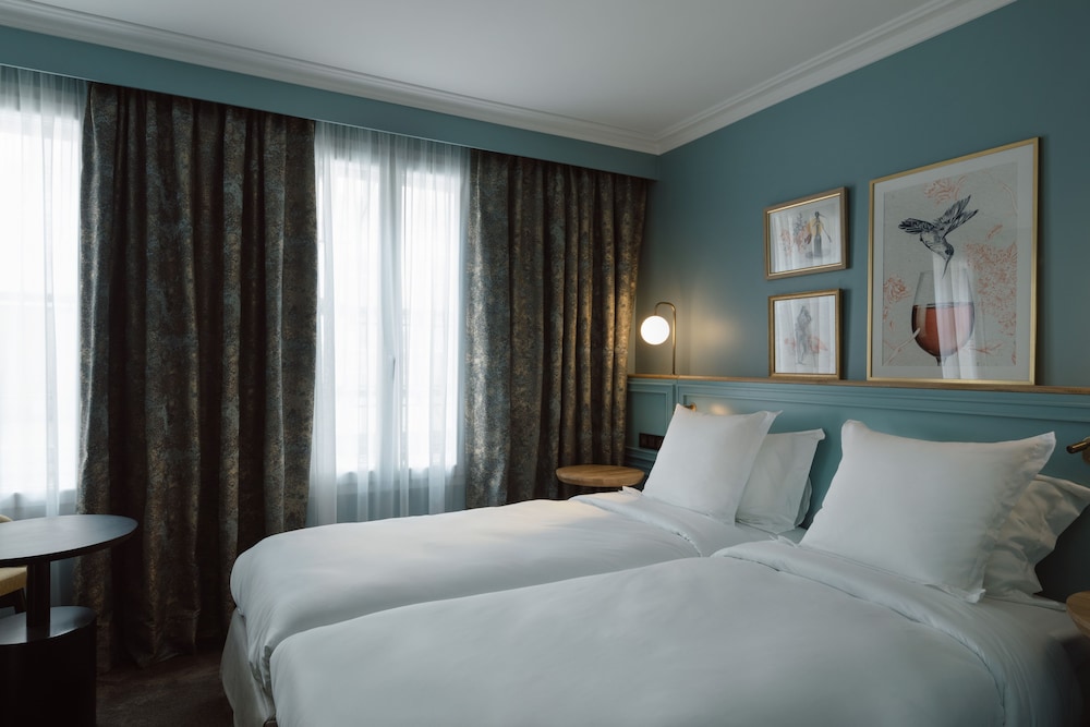 Xo Hotel Formerly Le Pierre Paris Hotel 11/54