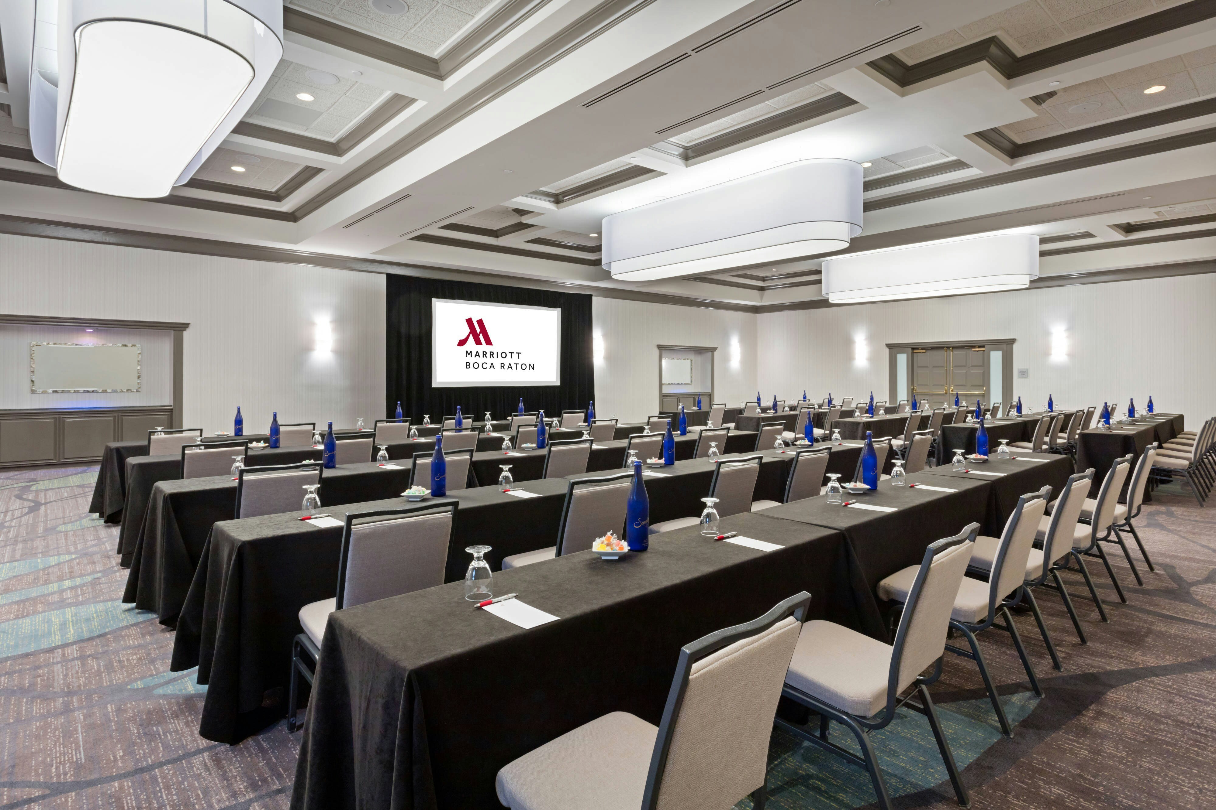 Boca Raton Marriott At Bocacenterhotel 38/48