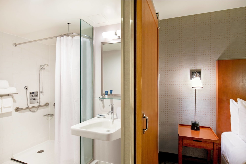 Four Points by Sheraton Midtown Times Square 7/28