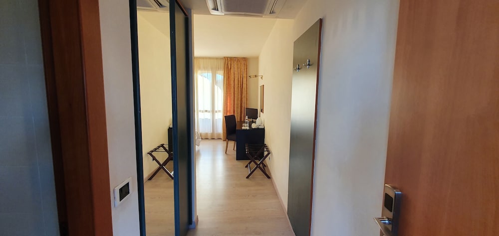 Noristars Ex Carignano Hotel 13/49