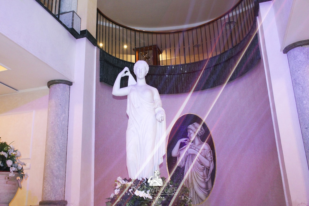 Afrodite Boutique Hotel 32/64
