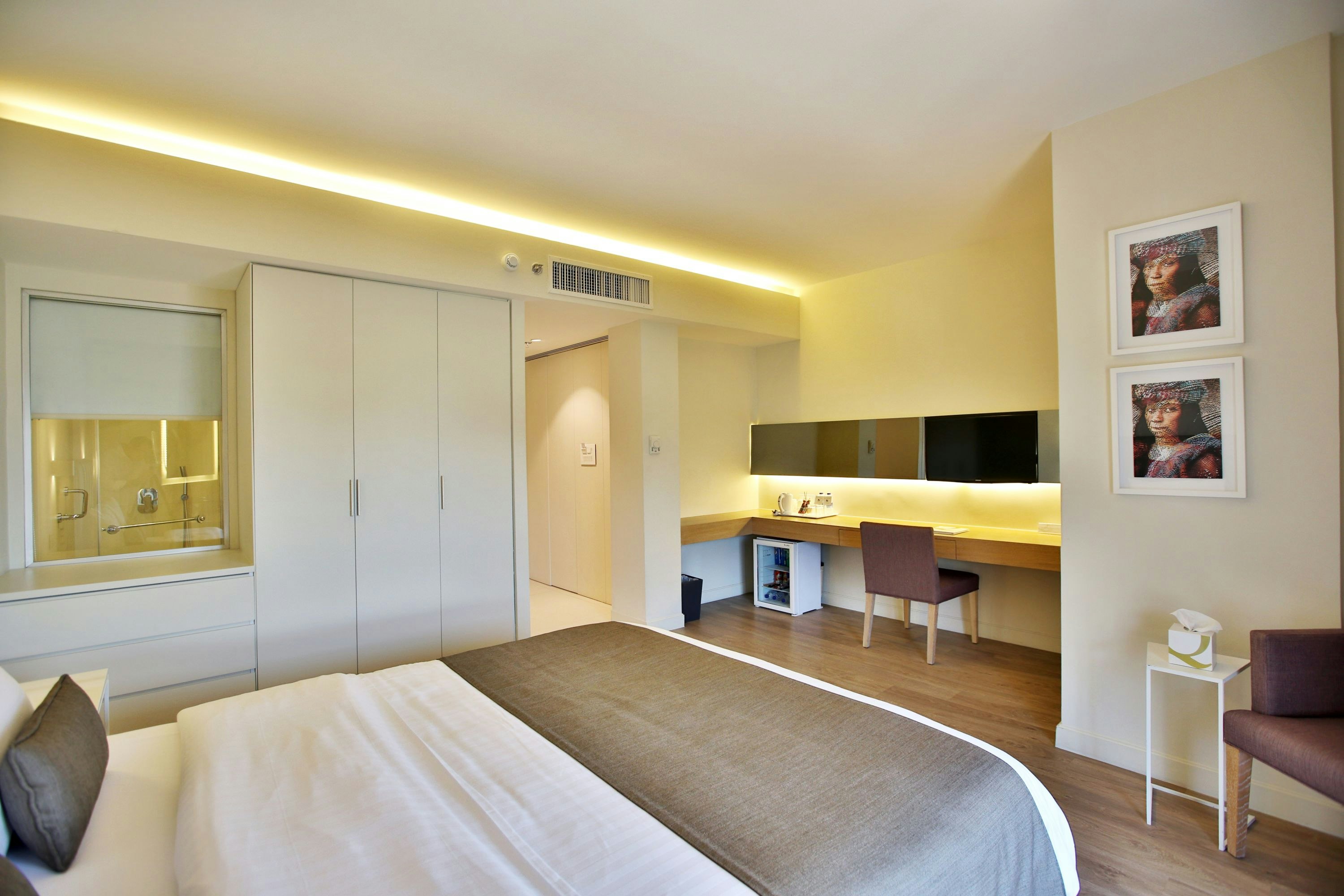 AlQasr Metropole Hotel 10/67