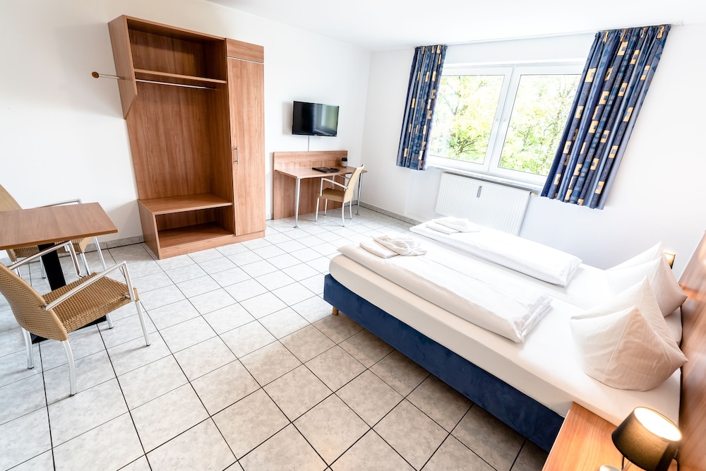 Hotel Fresh Inn 5/41